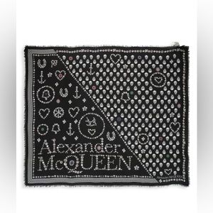 NW0T Alexander Mcqueen Jewelled Button Skull Scarf